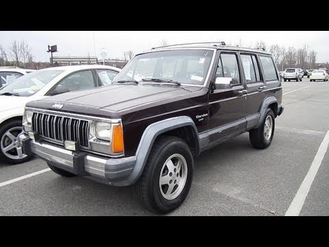 1989 Jeep Cherokee Laredo 4.0 Start Up, Engine, and In Depth Tour