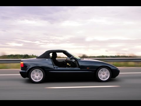 BMW Z1 awesome doors in action on the move