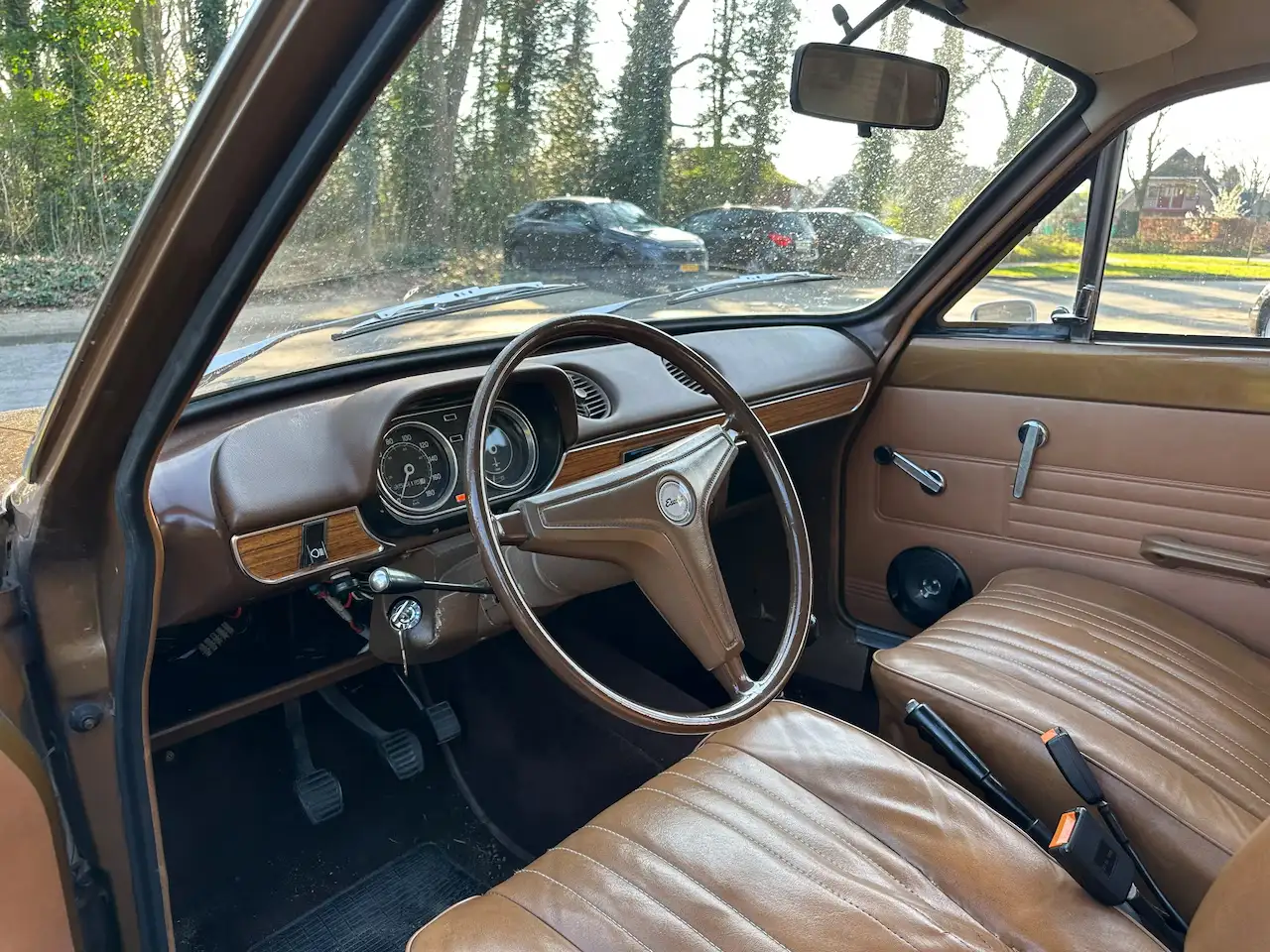 1971年式フォード・エスコートMk1の内装