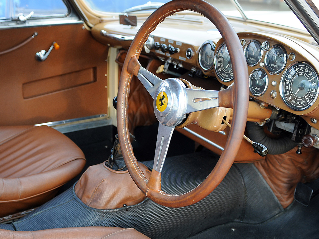 1954 Ferrari 375 MM Scaglietti Coupe interior