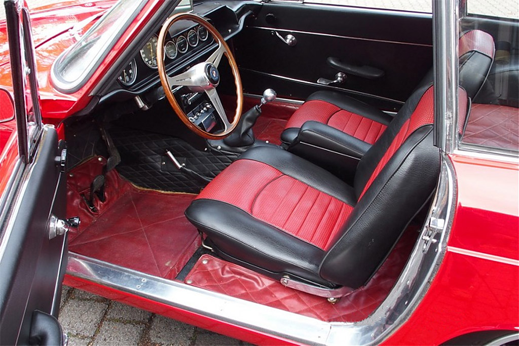 OSCA Maserati 1600 GT Fissore 1964 interieur