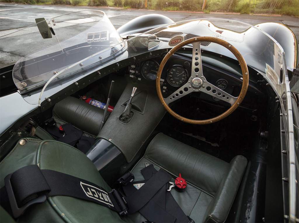 jaguar D-type interior