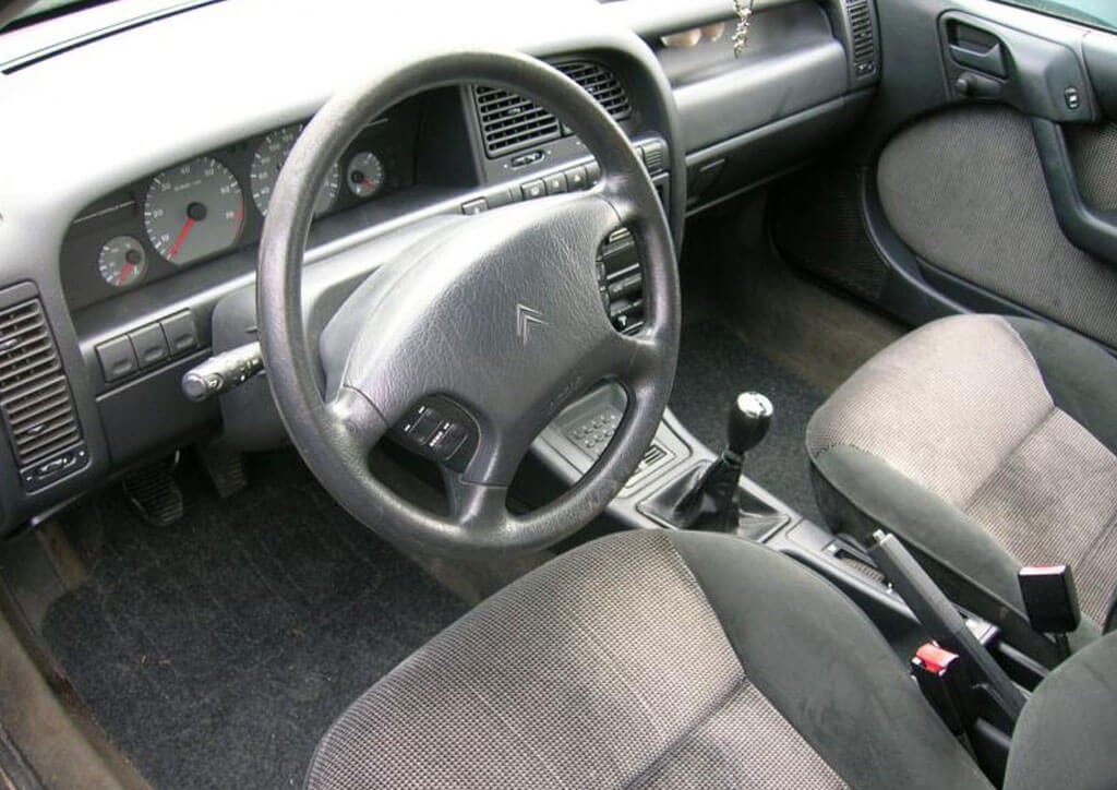 citroën xantia break interieur