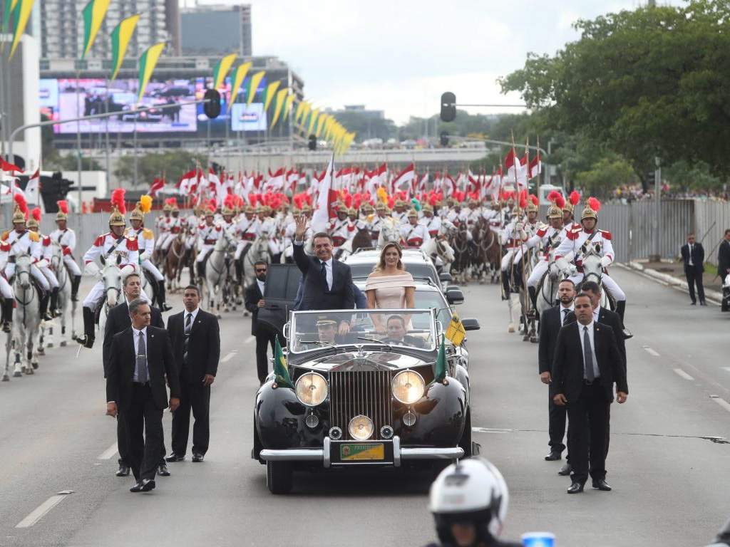 president bolsonaro brazilie rolls-royce silver wraith