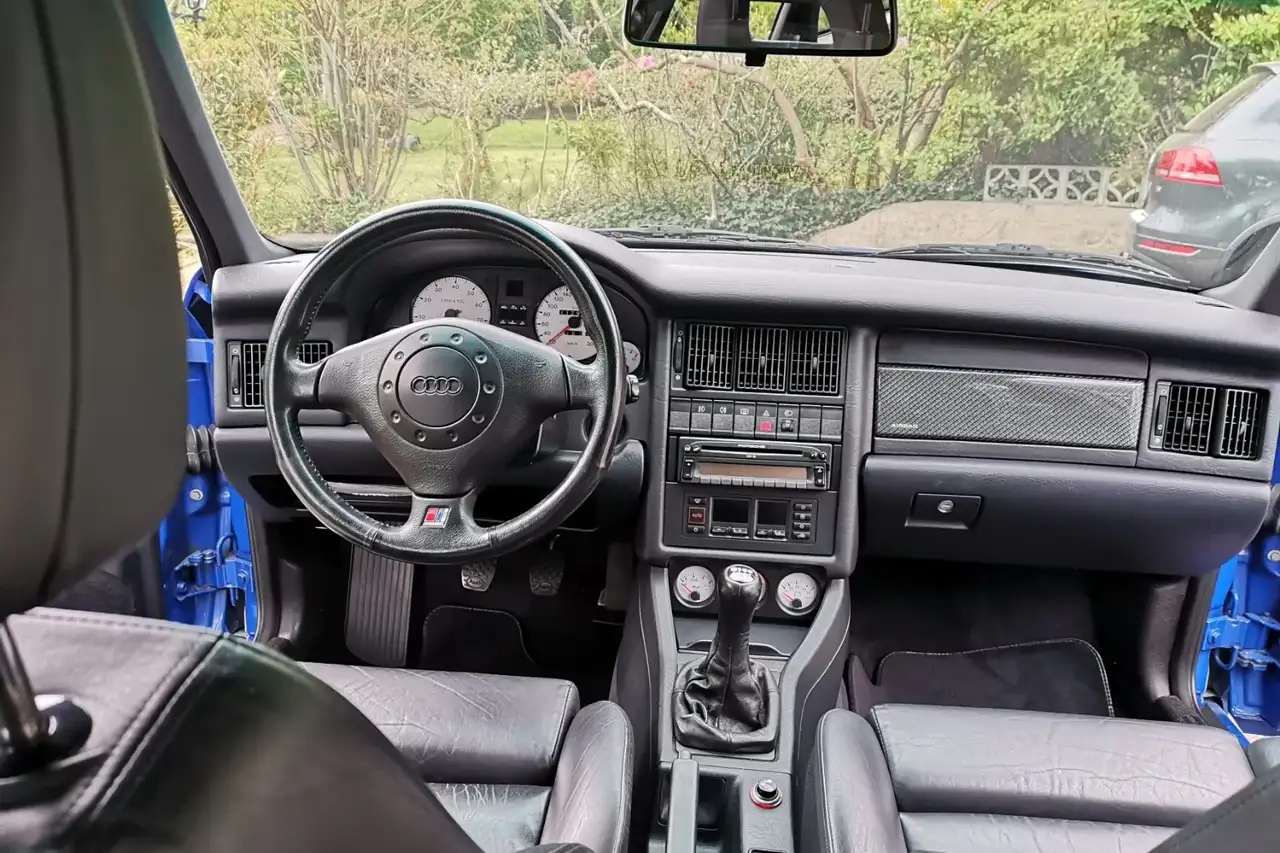 interieur Audi RS2 Avant