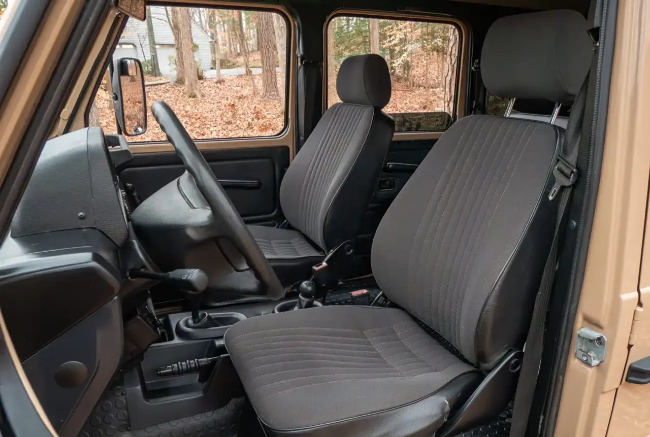 interieur mercedes-benz 290GD W461 uit 1993