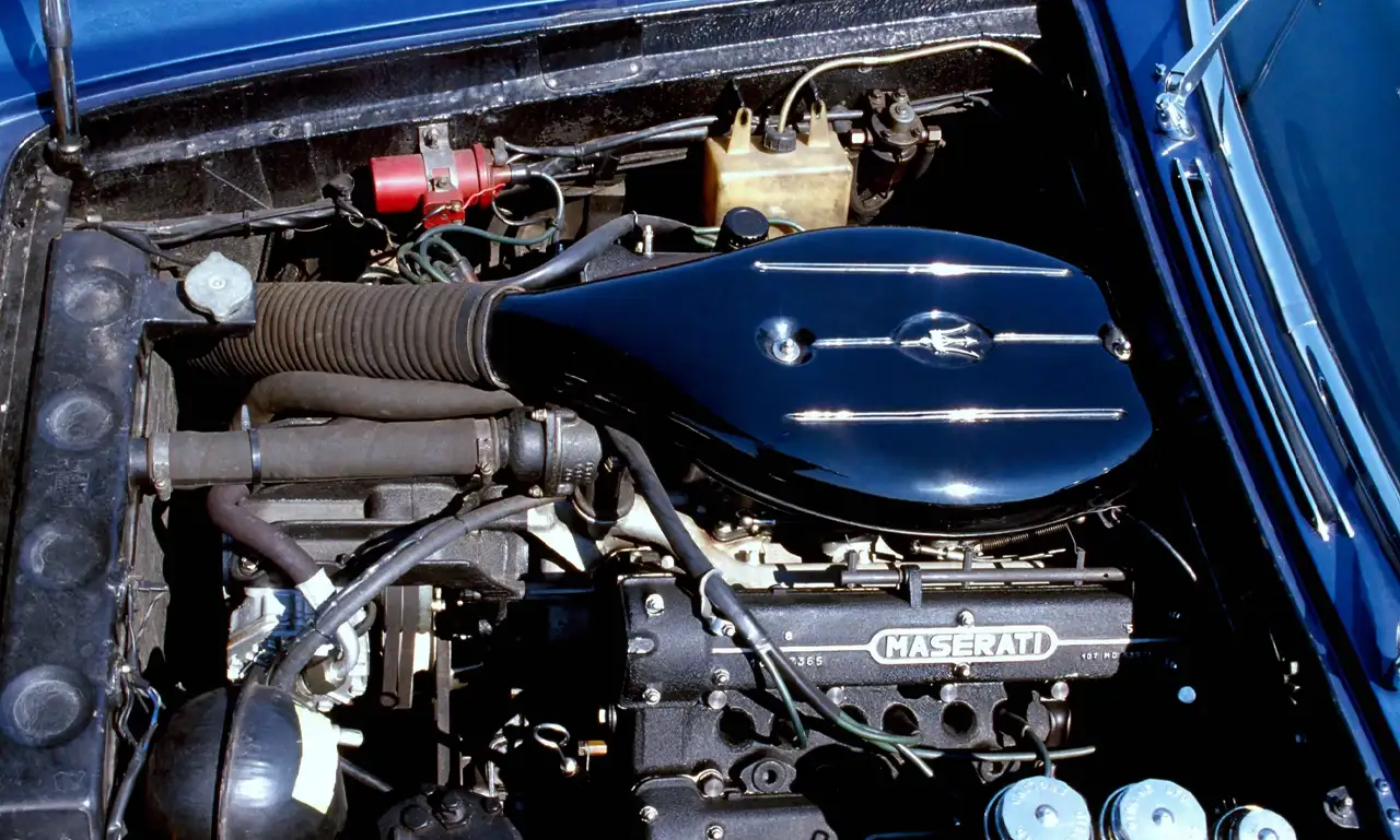 V8 in de Maserati Quattroporte III