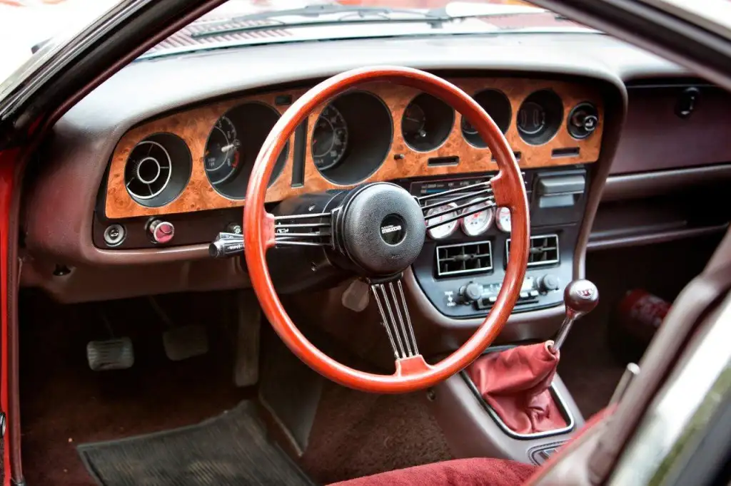 interieur Mazda RX-5 uit 1977