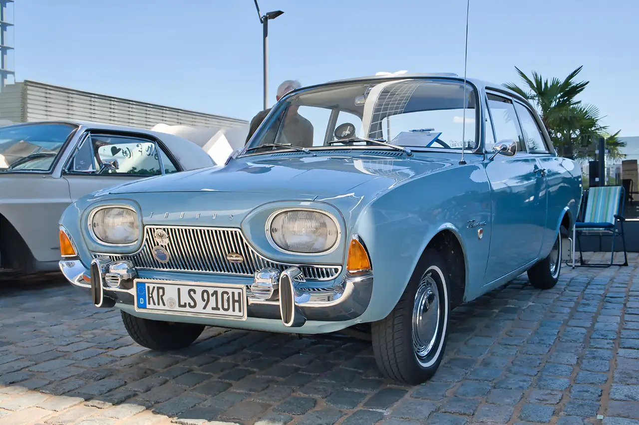 フォード・タウナス17M/20M（1960～1967年）、仕様と歴史 - Klassiekerweb